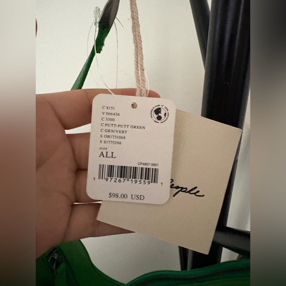 NWT FREE PEOPLE Idle Hands Sling Leather Bag | Putt Putt Green MSRP $98 - Picture 11 of 13